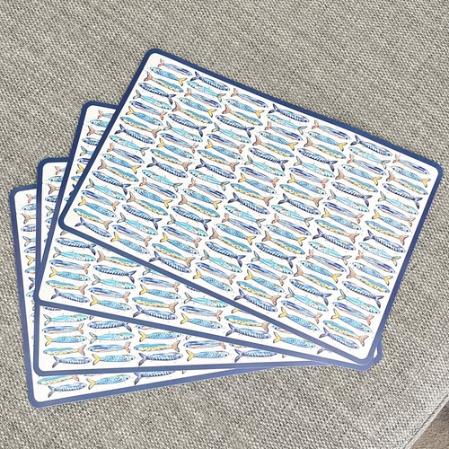 Large place mats - of, 8